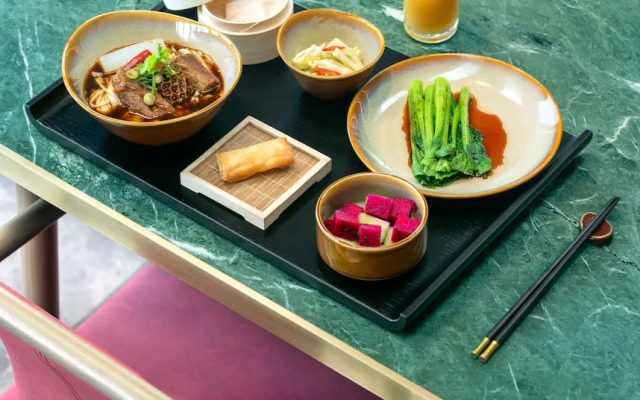 Joya Shanghai Lujiazui Hotel