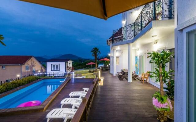Geojedo Geojerowa Pension