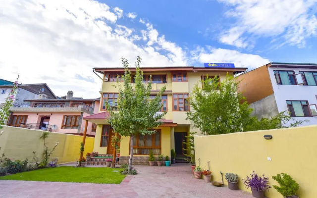 Hotel Legend Residency