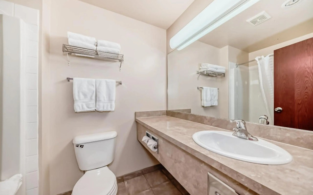 Best Western Grande Mountain Getaways & Hotel