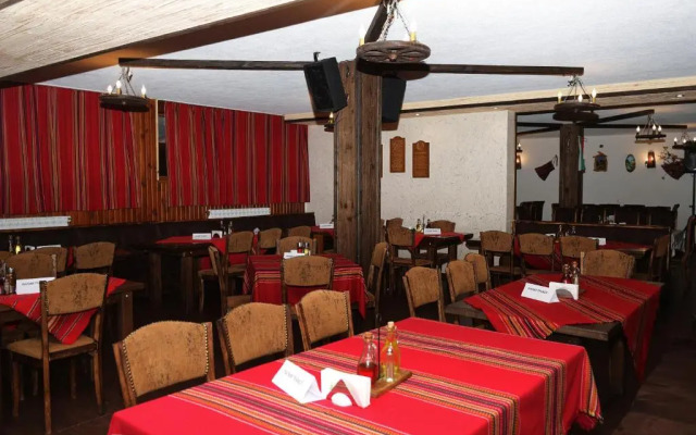 Forest Nook Aparthotel