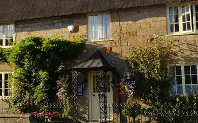 Warren House B&B