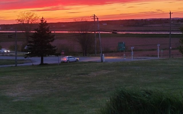 Tidal Bore Inn