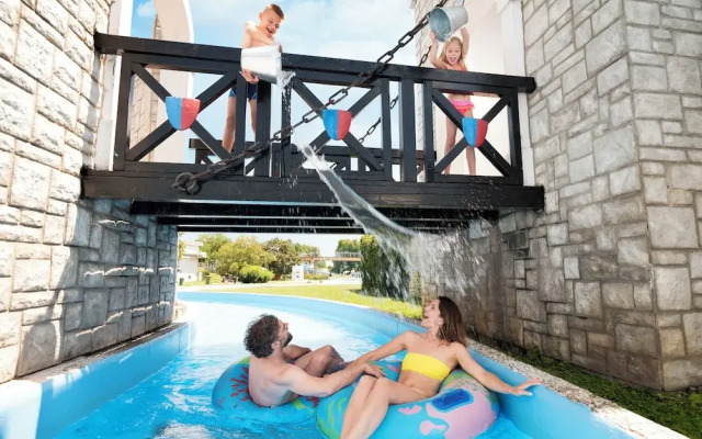 Happy Camp Mobile Homes in Camping Terme Catez