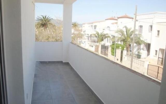 Montgrí 38-B Casa 1