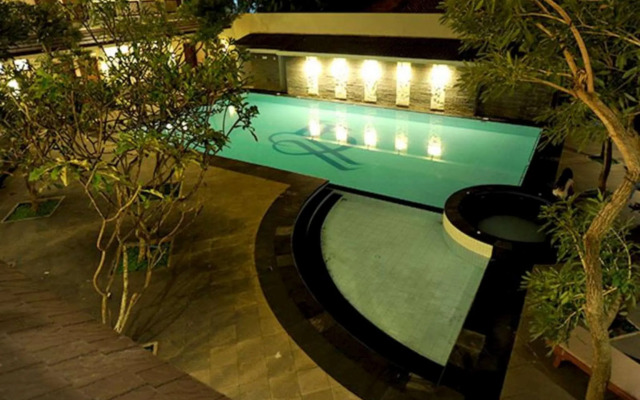Laut Biru Resort Hotel