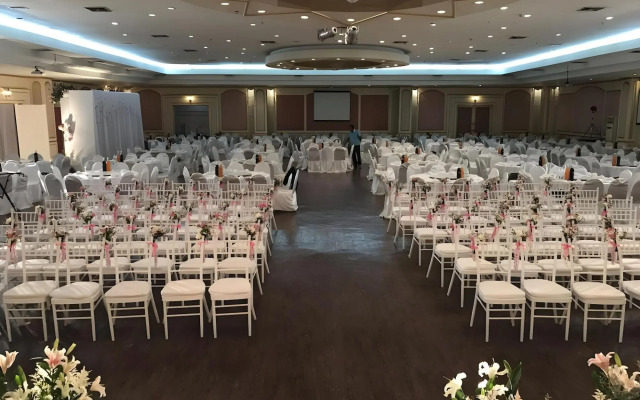 JP Emerald Hotel