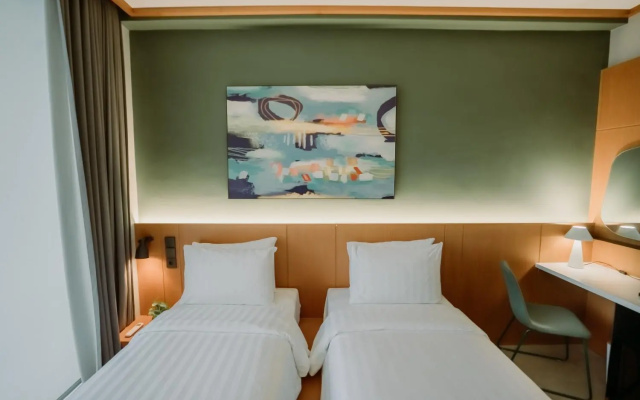 Jiro Hotel – Guest Rooms – Bandung