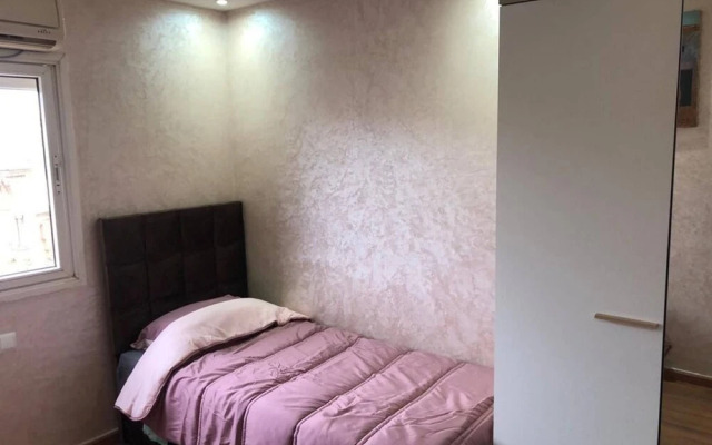 Yallahriyad Triplex For 6 Persons Max