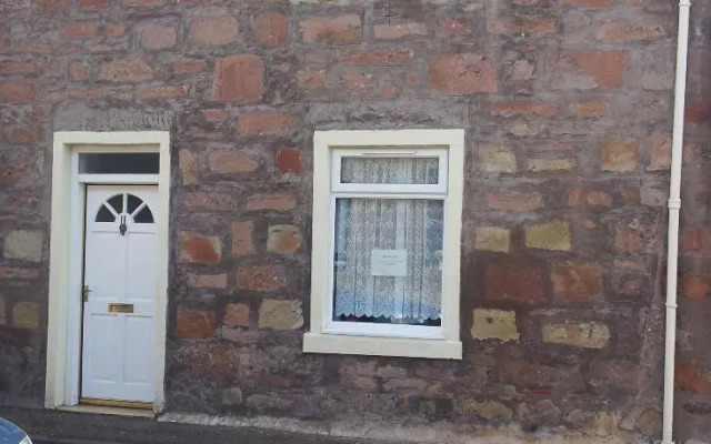 Queen Street Cottage