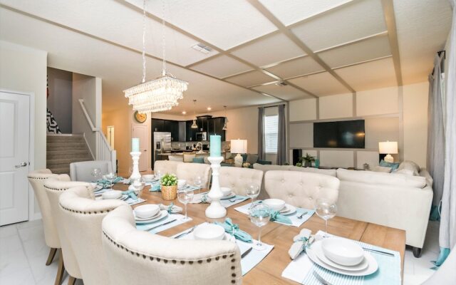 8 Bdrm Villa W Game Room and Cinema