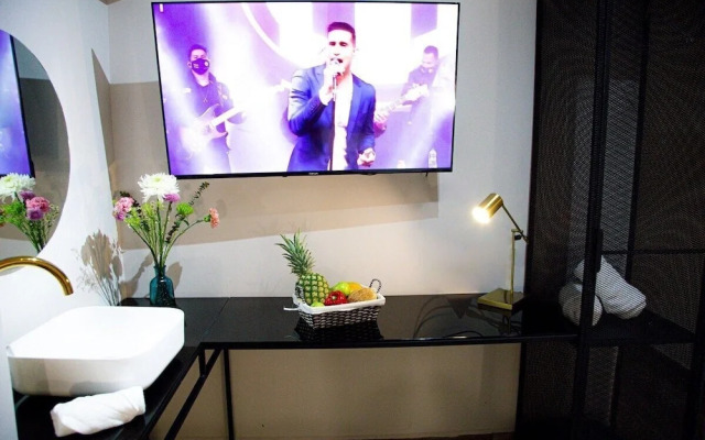 Luxury Home In Aguacatala