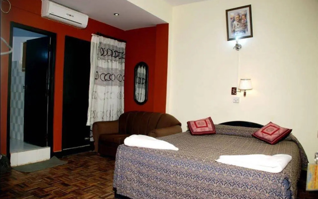 Peak Point Hotel
