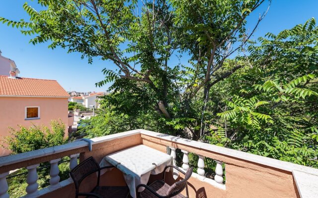 Ivica Studio Apartment