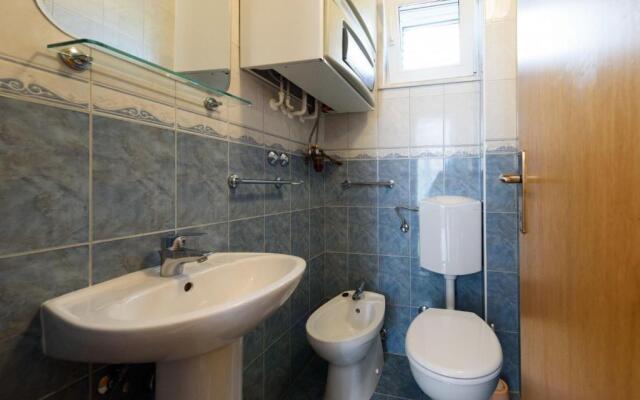 Holiday home VesnaD-25m from beach