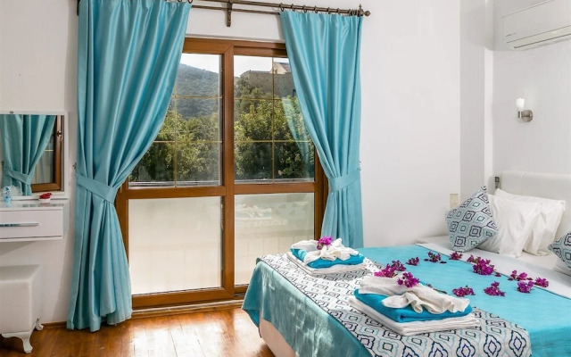 Villa Karsak by Akdenizvillam