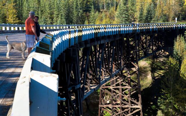 Hotel Dawson Creek, SureStay Collection by Best Western