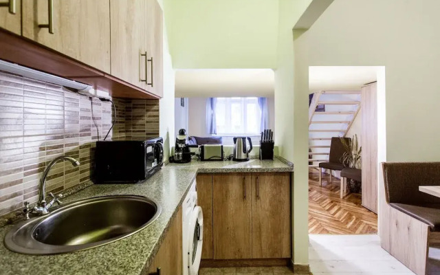 Balassi 27 Apartment