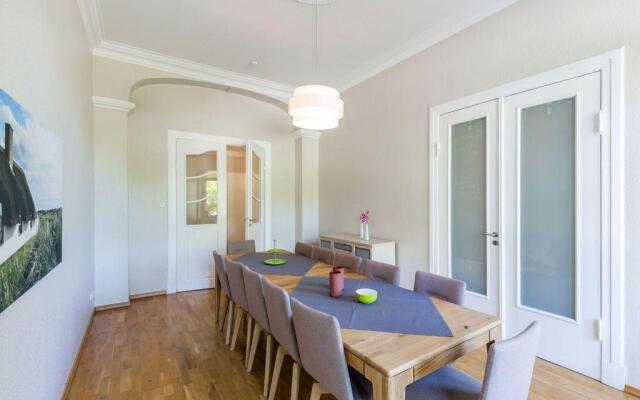 Buedl-farm-Bauers-Haus