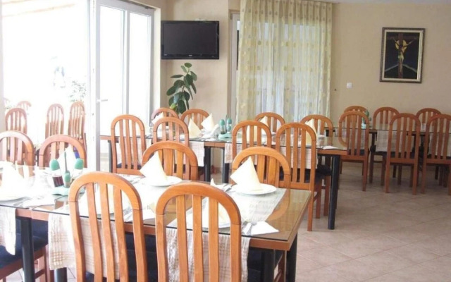 Globtour Inn