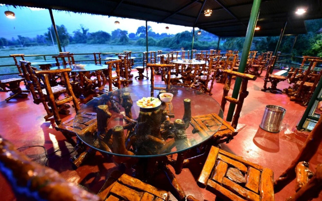 The Tiger Paw Resort