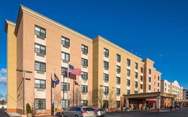 Fairfield Inn and Suites New York Staten Island