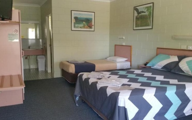 Yungaburra Park Motel – Guest Rooms – Yungaburra