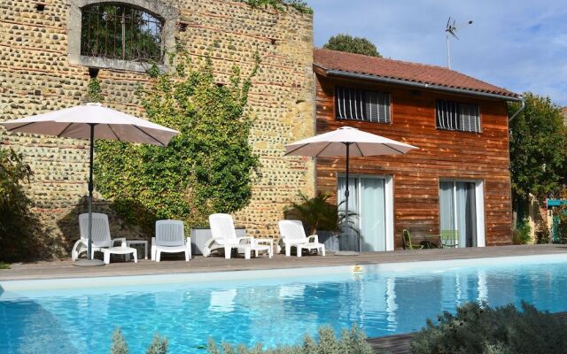 Chambre dhôtes La Cour Des Saligues