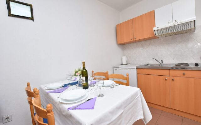 Apartments Ana