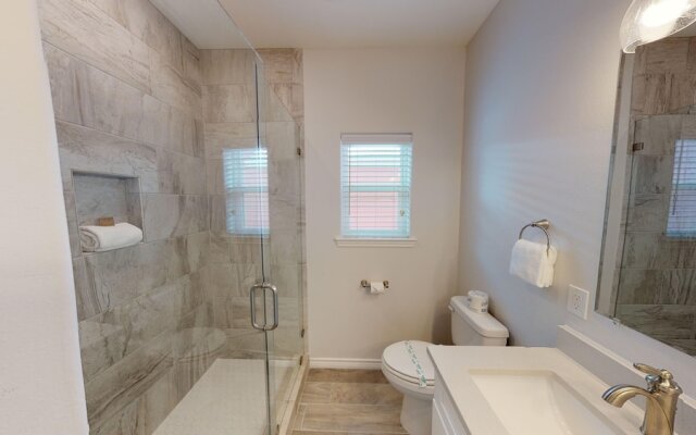 Salt & Lime 3 Bedroom Home