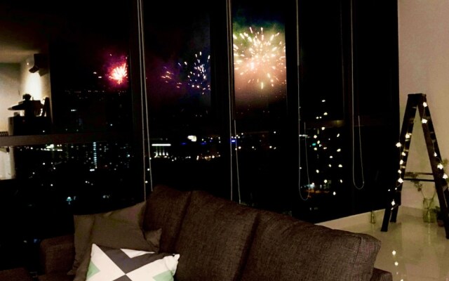 Dream Space with City View