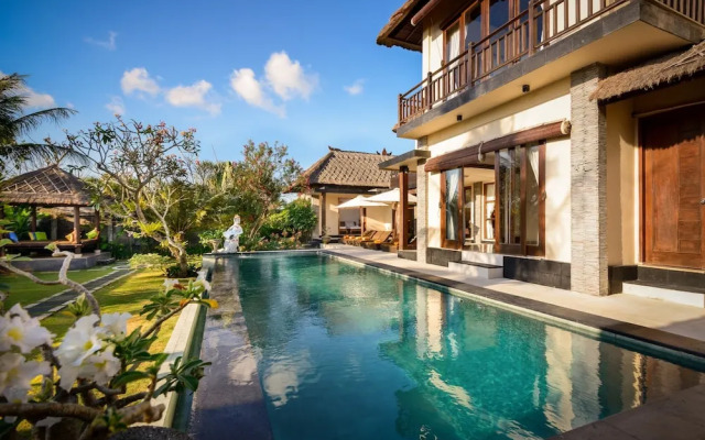 Balangan Beach Villa