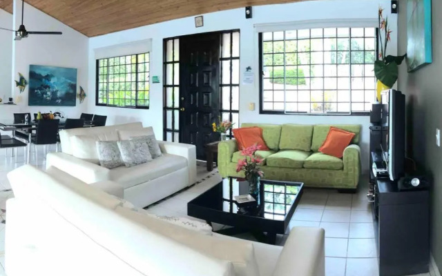 Amazing Finca House Private Swimming Pool & Air Conditioner