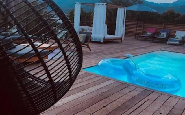 Luxury Villa for 8 people with private swimming pool