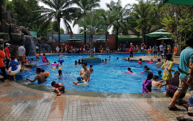 Phuong Nam Resort