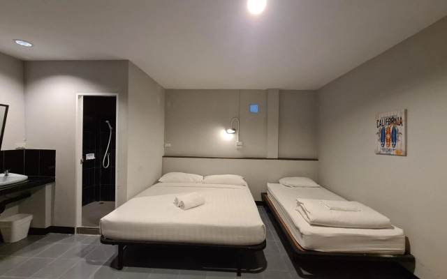 The 8 Factory Hotel Phitsanulok