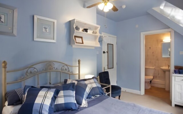 Riverbank Guest House