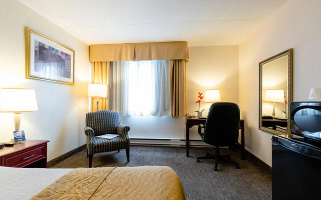 Travelodge by Wyndham Ottawa East