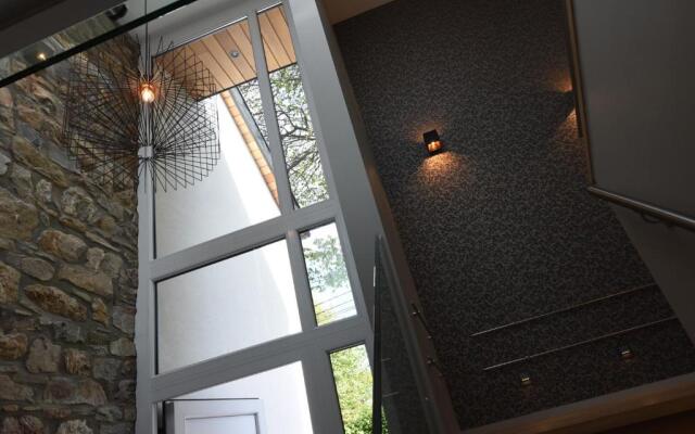Le 24 Hotel