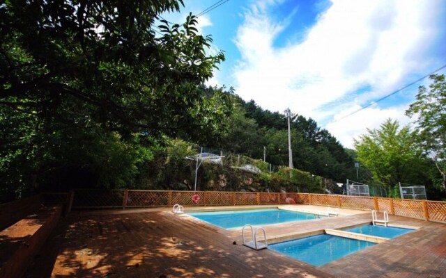 Gapyeong Saneurogan Nimo Pension