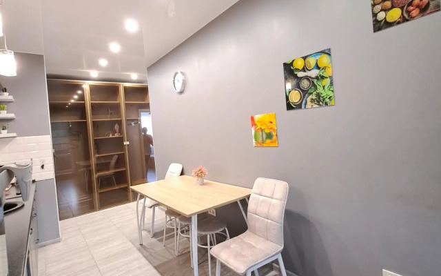 Апартаменты на улице Беляева 33к2