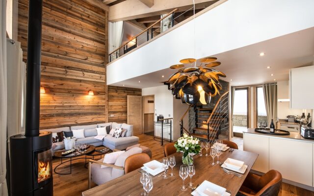 Yellowstone Lodge Chalet 4