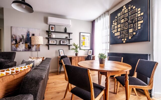 Charming Flat With Central Location in Beyoglu
