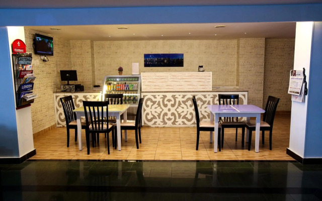 Mina Hotel