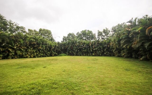 Oyo 48704 Rashi Farms