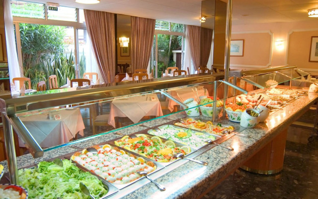 Hotel Don Manolito