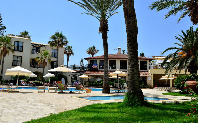 Panareti Paphos Resort