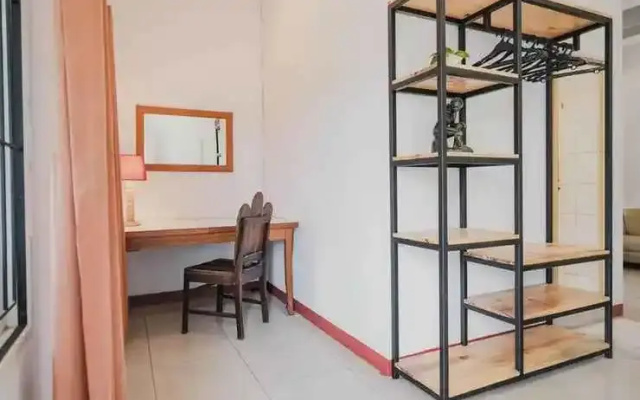 RedDoorz Syariah Plus near Trans Studio Cibubur