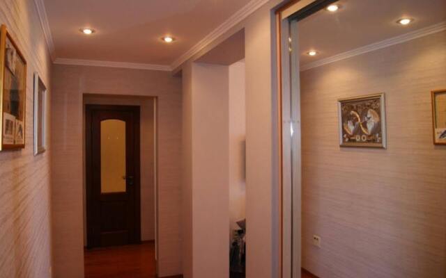 АпартОтель Атлас