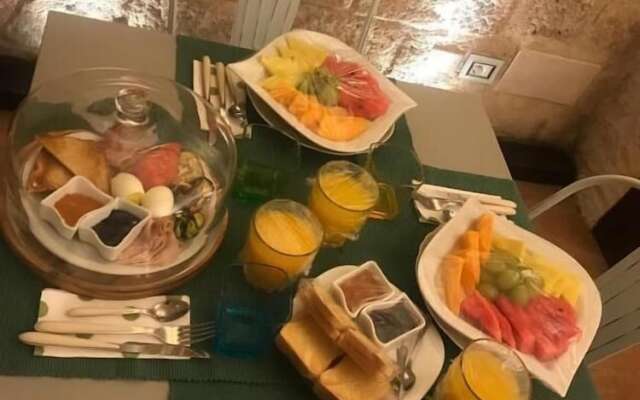 Edward Rooms & Wellness